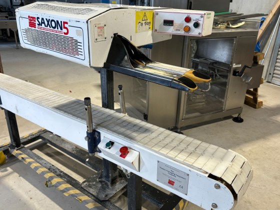 Saxon 5 Bag Sealer with Conveyor Pic 04